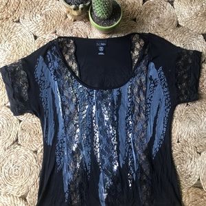 ✰ Daytrip Printed Lace T-shirt ✰